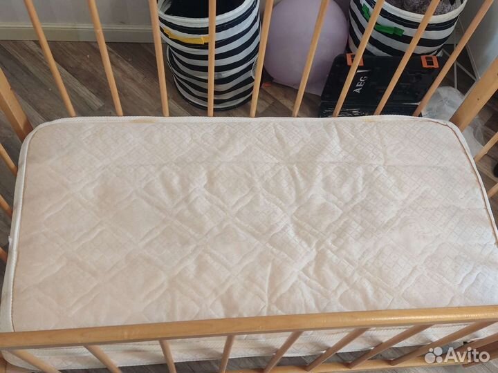 Детская маятниковая кровать с ортопед. матрасом