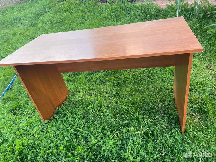 Стол компьютерный, рабочий, офисный