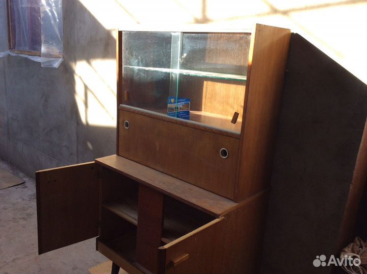 Старинный буфет сервант