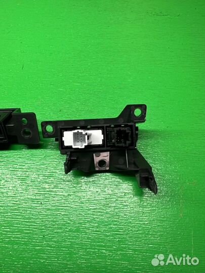 Кнопки прочее Nissan Note E13 HR12DE 2021