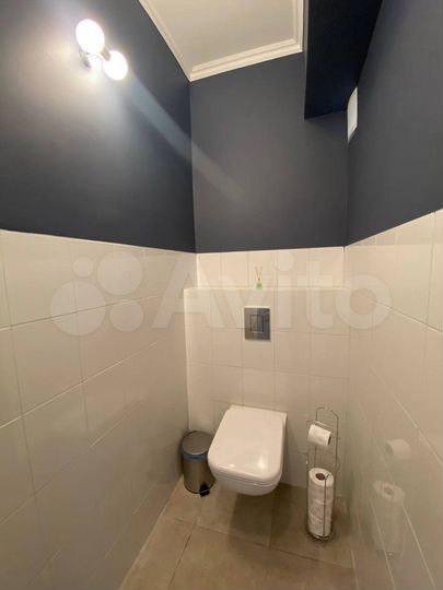 2-к. квартира, 54 м², 2/4 эт.