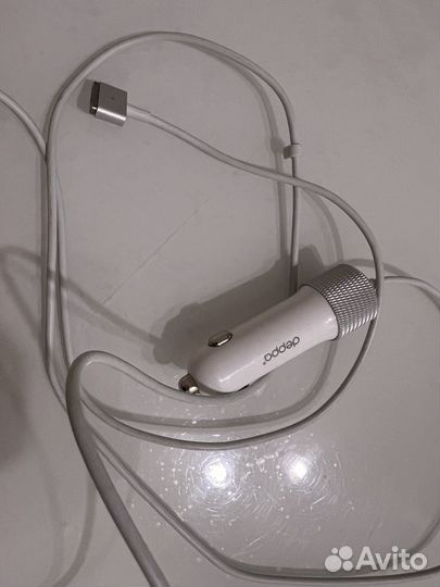 Автомобильная зарядка для Macbook