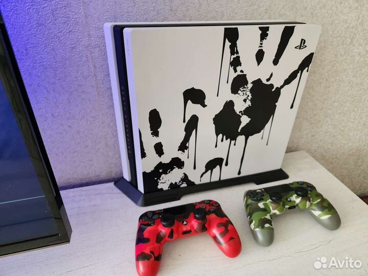 Sony PlayStation 4 PRO death stranding edition