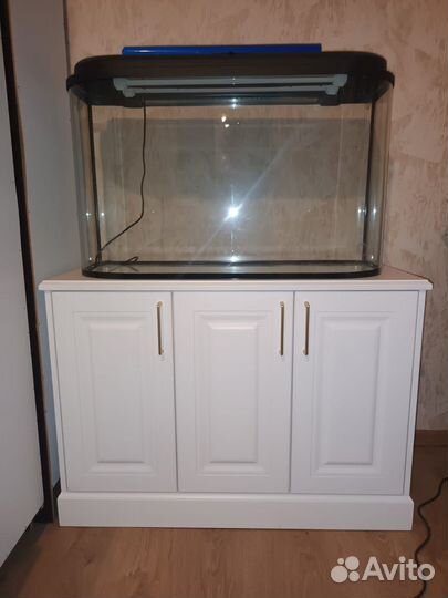 Аквариум 130л с усилиной тумбой