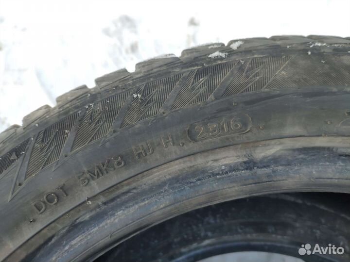 Hankook Winter I'Cept IZ2 215/50 R17 95T