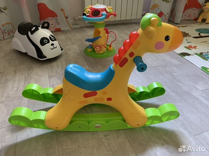 Детская качалка fisher price