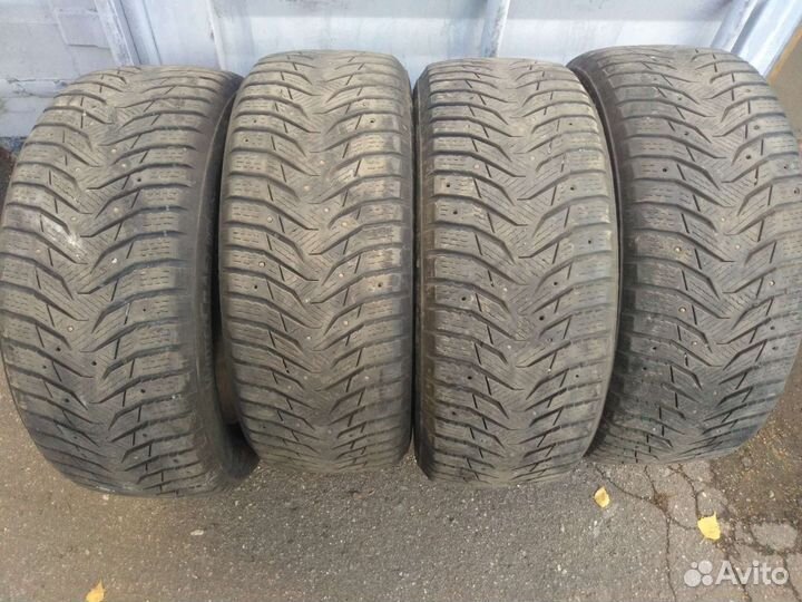 Kumho WinterCraft Ice WI31 225/50 R17 98T