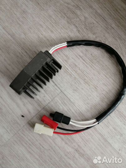 Реле регулятор yamaha V-max