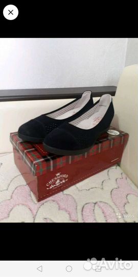 Туфли для девочки новые