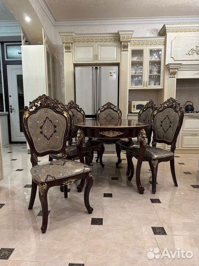 Столы и стулья новые 71