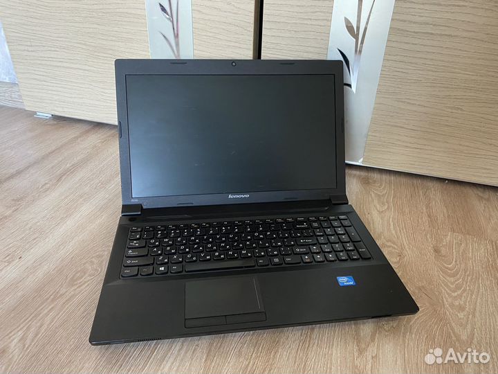 Lenovo b590