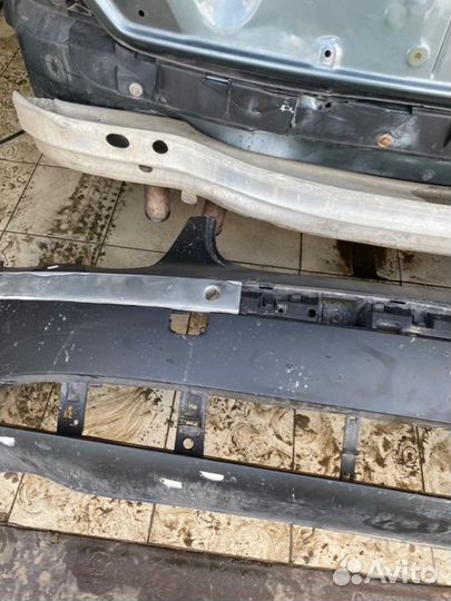 Бампер передний Bmw 7 E65 N62B36A 2002