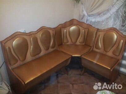 Перетяжка и реставрация мягкой мебели и деревянных