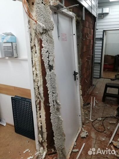 Металлические двери бу