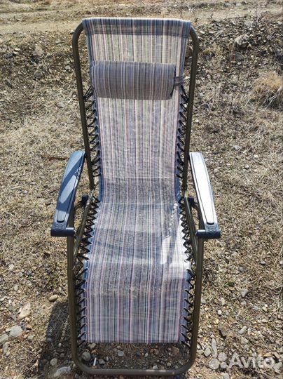 Шезлонг складной