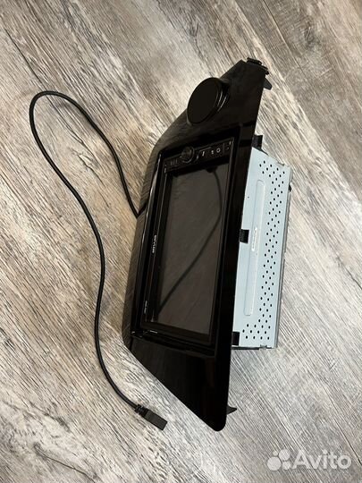 Автомагнитола skylor and 7057