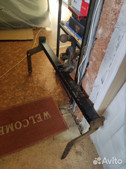 Фаркоп на LADA xray