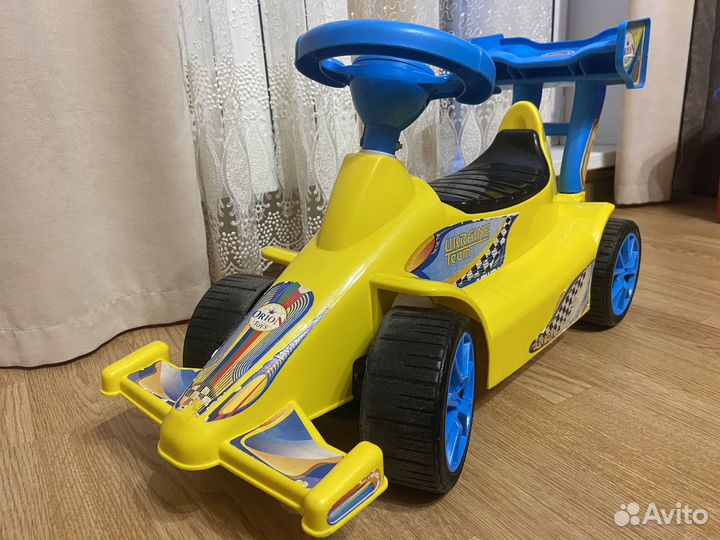 Детская машинка каталка толокар