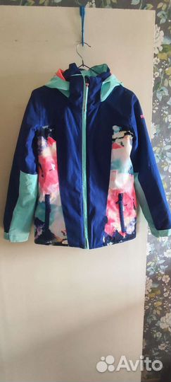 Сноубордическая куртка женская