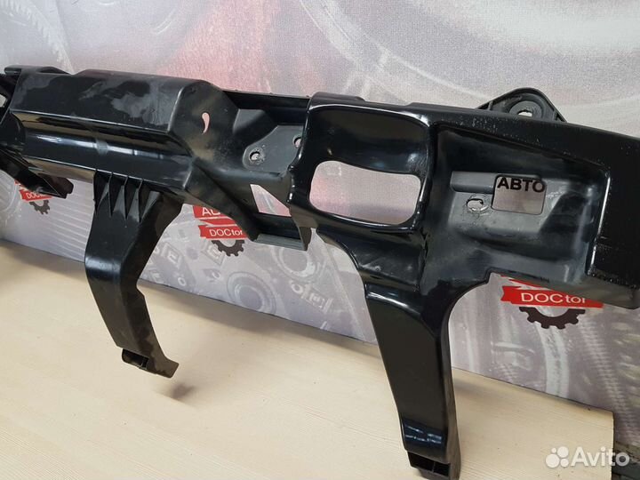 Усилитель заднего бампера Renault Duster 1 2014