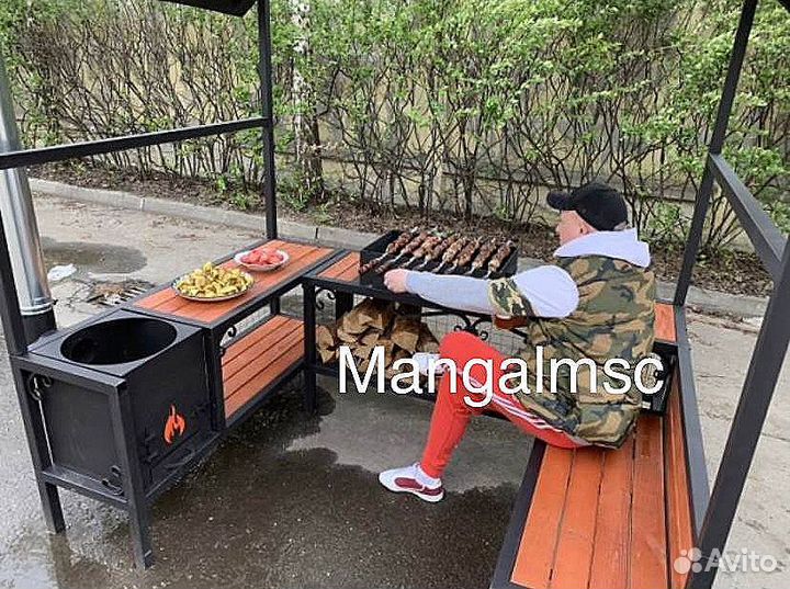 Мангал с крышей лофт