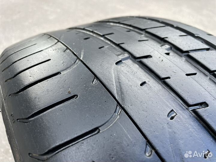 Pirelli P Zero 255/35 R19