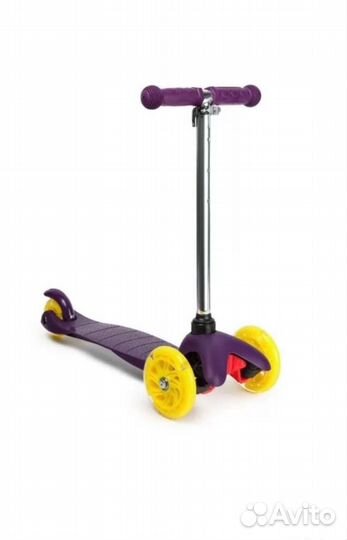 Самокат трёхколёсный новый