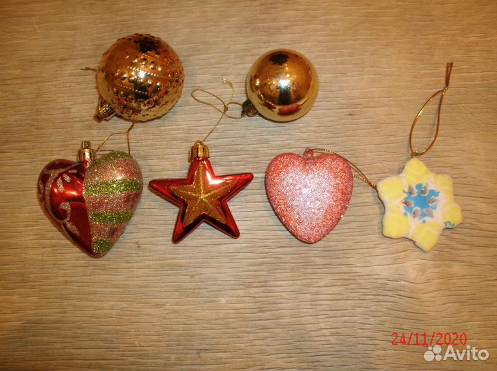 Ёлочные игрушки.Настольная праздничная ёлочка