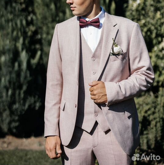 Мужской костюм