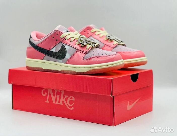 Кроссовки Nike Dunk Low wmns «Barbie»