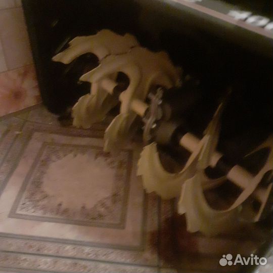 Снегоуборщик бензиновый