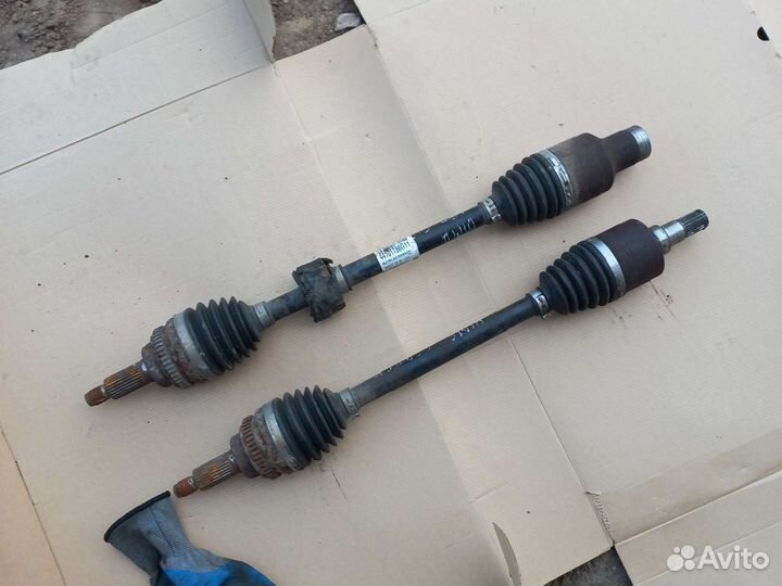 Suzuki Ignis 2 4WD привода 44101T86G11правый/левый