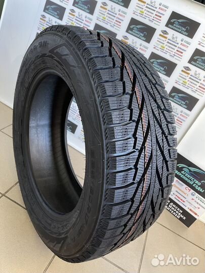 Nokian Tyres Hakkapeliitta R2 SUV 265/65 R17 116R