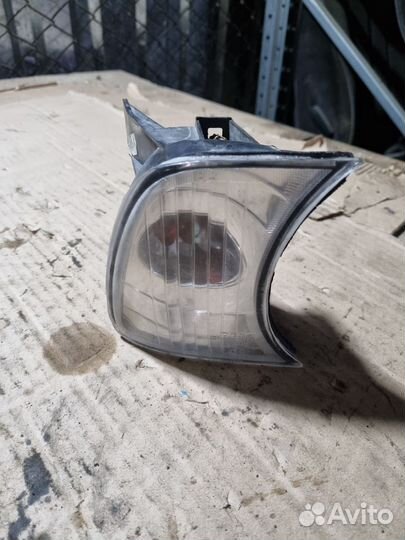 Указатель поворота правый BMW e34