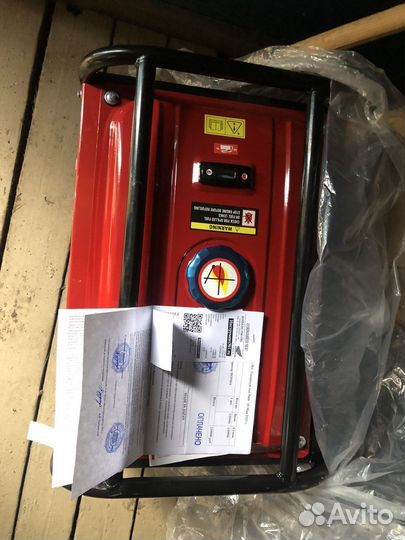 Бензиновый генератор honda