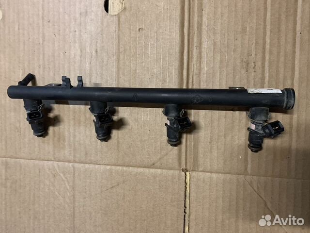 Топливная рампа Renault Duster