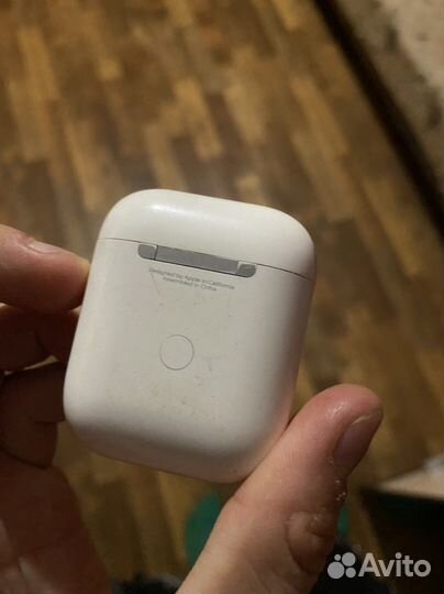 Беспроводные наушники apple airpods