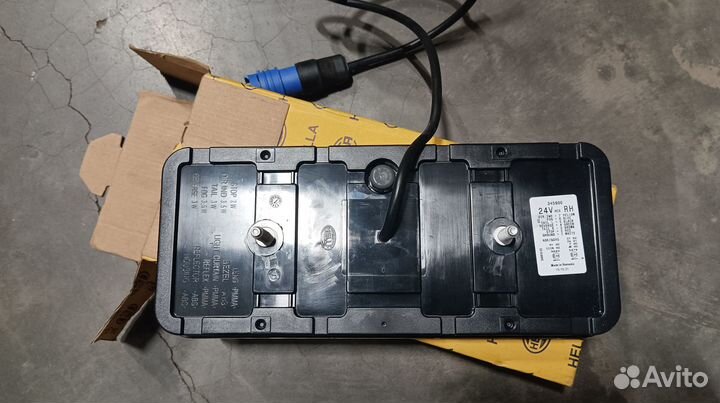 Фонарь задний (hella) комбинированный 2VP 345 900