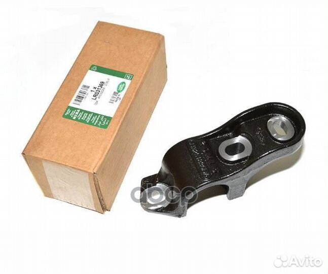 Скоба втулки акт.стаб. LR031369 land rover