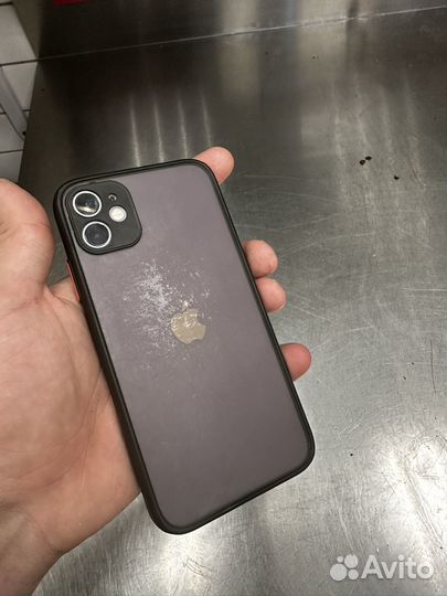 iPhone 11, 64 ГБ