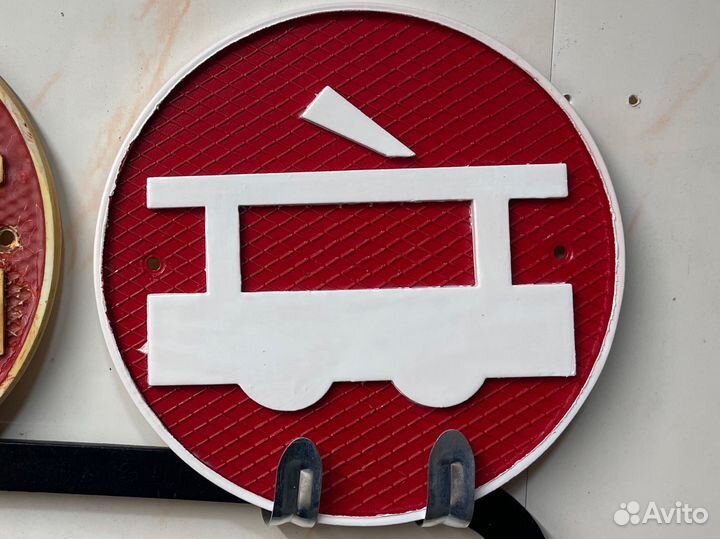 Эмблема трамвая ктм-5 (71-605)