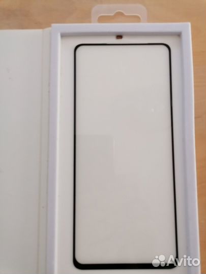 Защитное стекло для смартфона