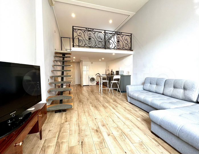 Квартира-студия, 46 м², 1/3 эт.