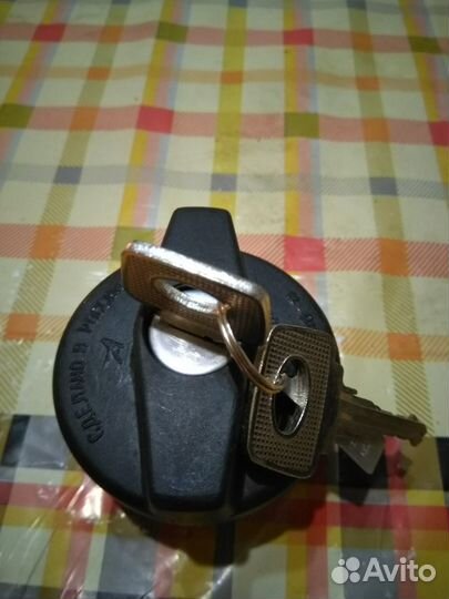 Крышка бензобака (ваз) с ключом