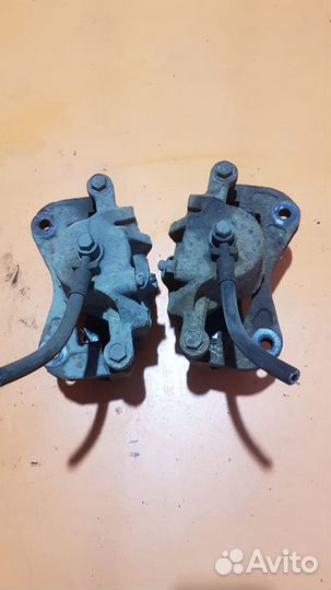 Суппорт тормозной на Hyundai Matrix