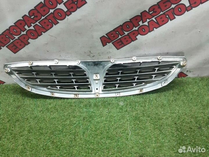 Решетка радиатора Сангенг кайрон 1