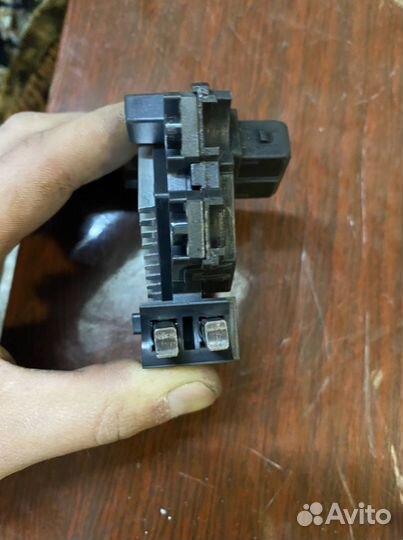 Регулятор напряжения (щетки) для bmw