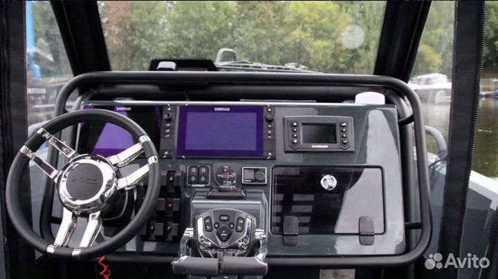 Катер XO dfndr 8