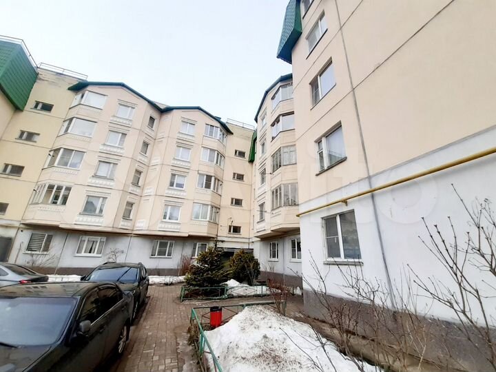 3-к. квартира, 87 м², 4/5 эт.