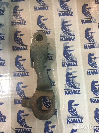 Рычаг вала вилки сцепления пао камаз\